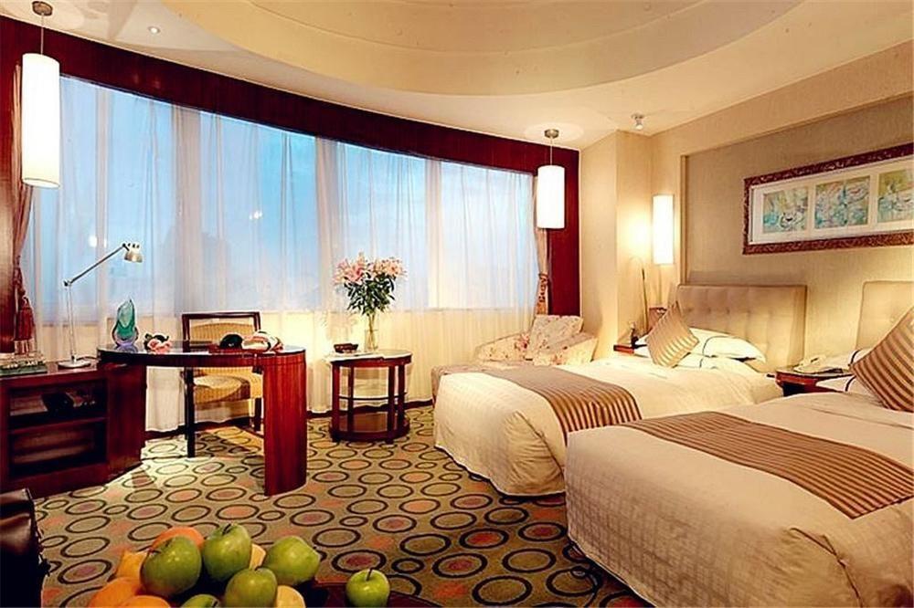 Hongfu Hotel International Urumqi Esterno foto